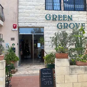 Guest house Grove